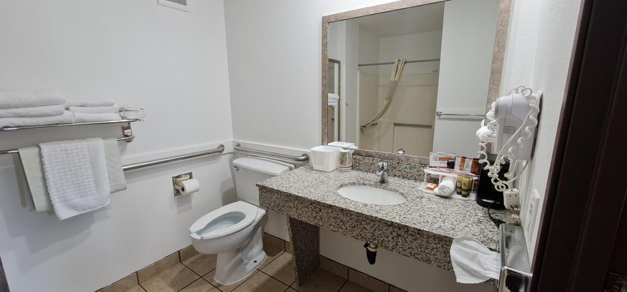 Oakridge Inn & Suites Kültér fotó