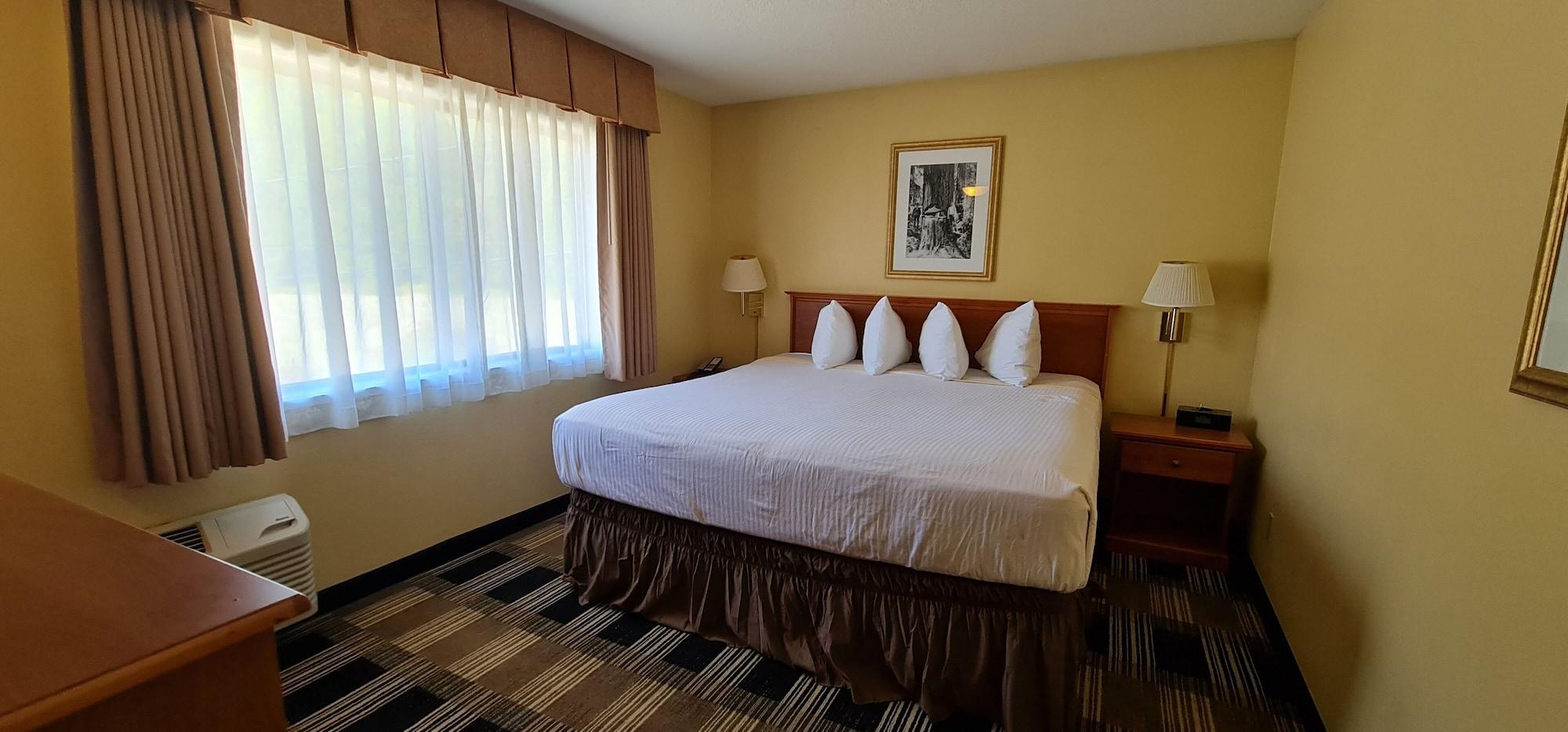 Oakridge Inn & Suites Kültér fotó