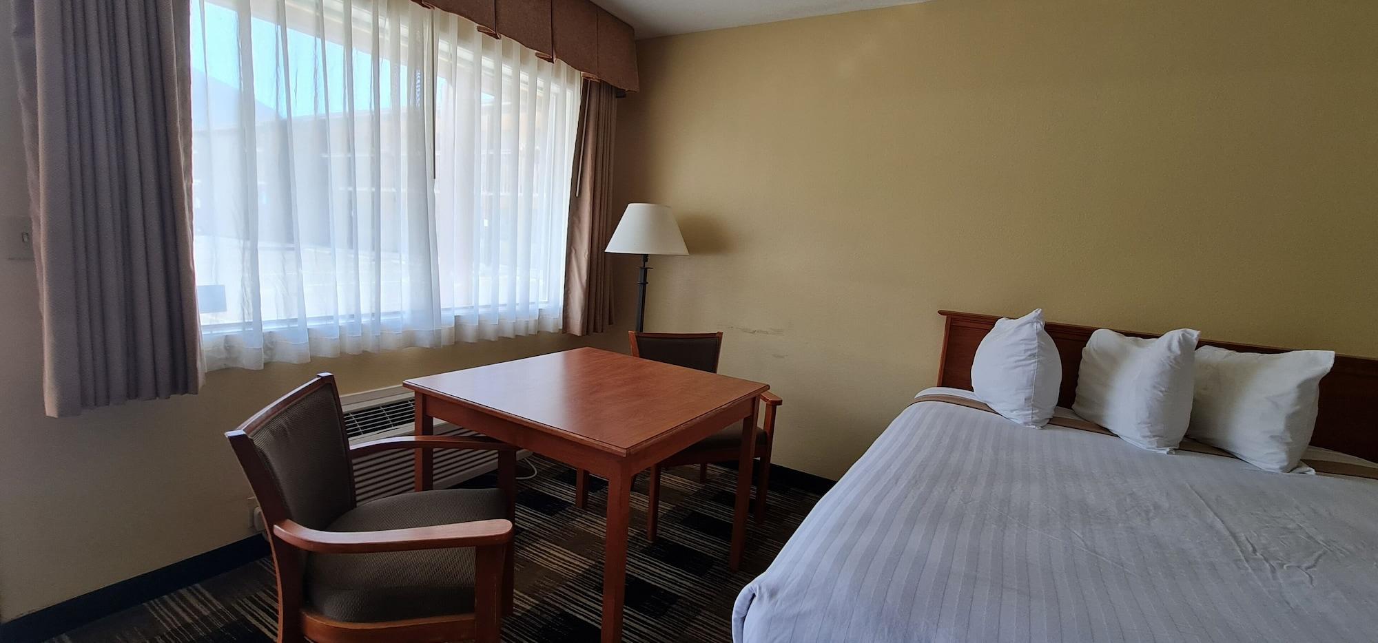 Oakridge Inn & Suites Kültér fotó