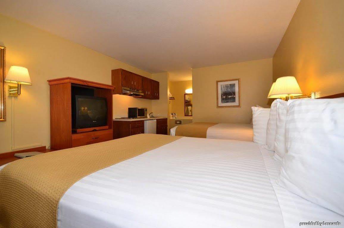 Oakridge Inn & Suites Szoba fotó