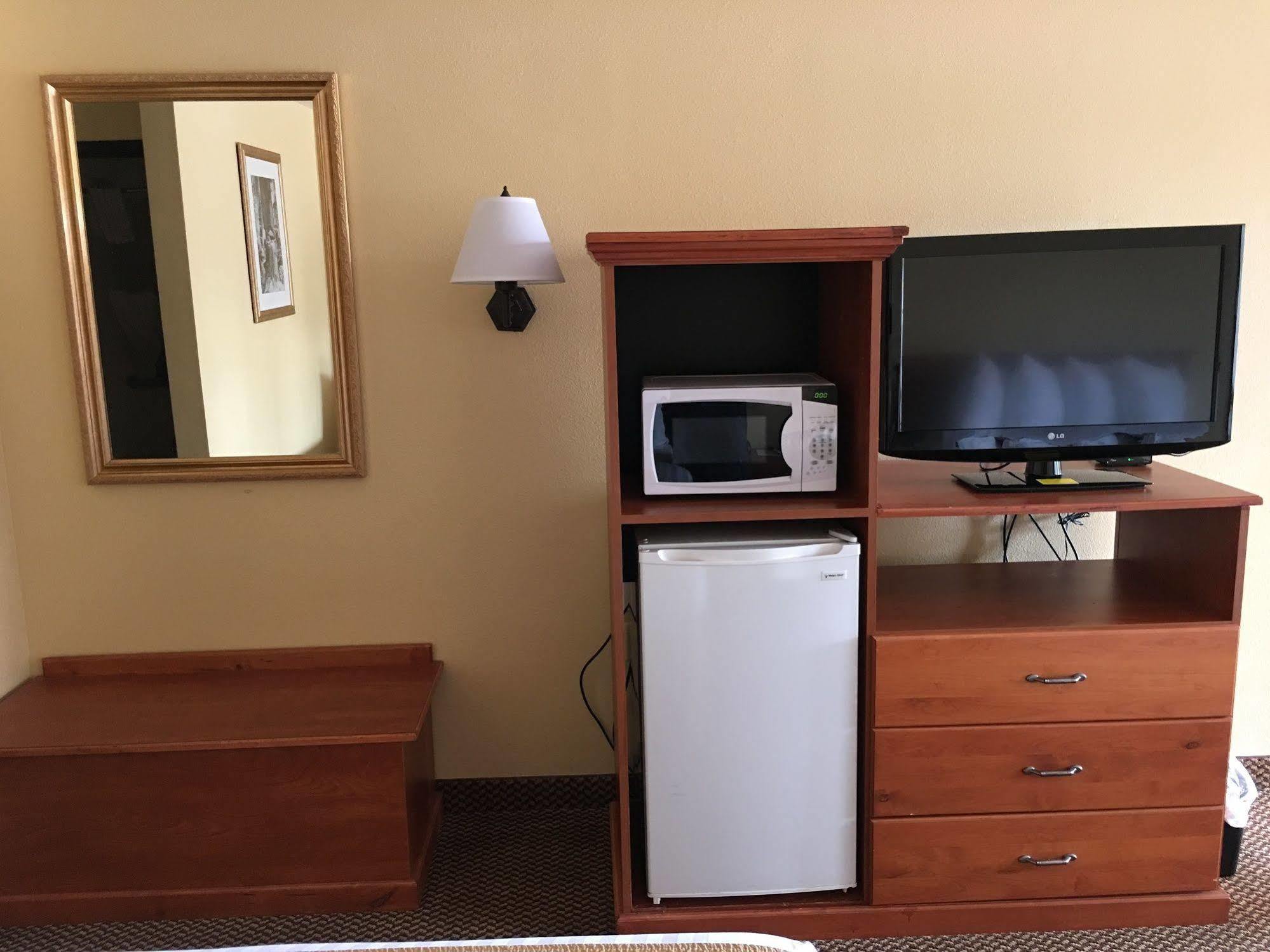 Oakridge Inn & Suites Kültér fotó